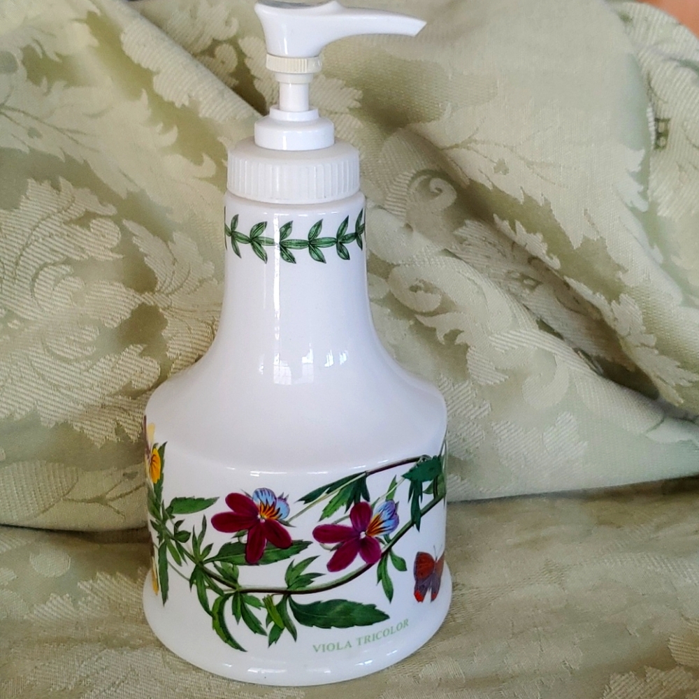 Portmeirion Botanic Garden soap/lotion dispenser